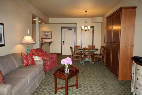 Homestead Resort Lynden Bagian luar foto