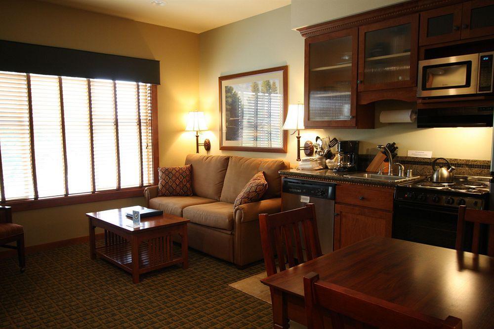 Homestead Resort Lynden Bagian luar foto