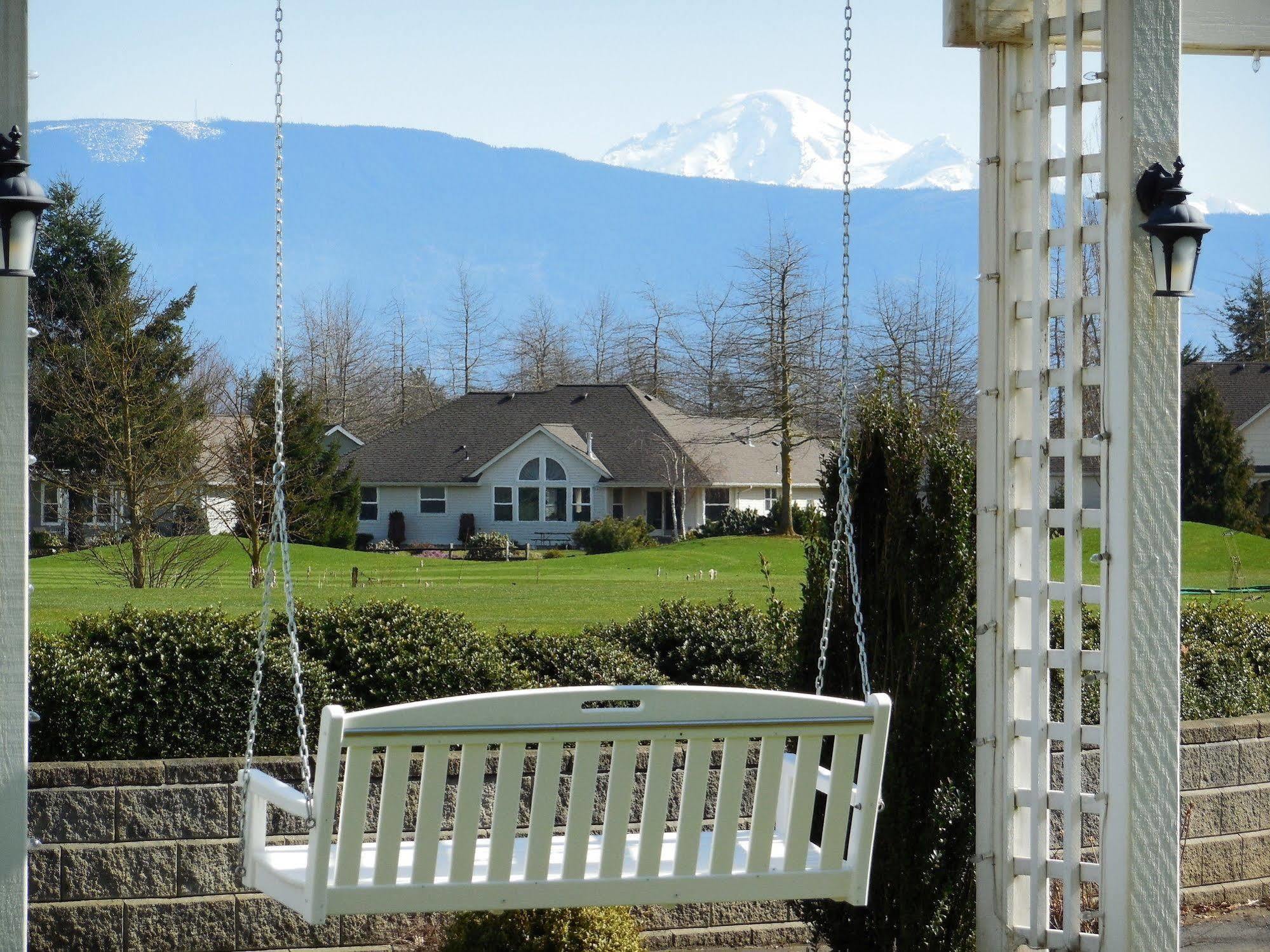 Homestead Resort Lynden Bagian luar foto
